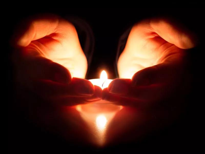 【祭】怀念2017年离开人世的留学生们 留学安全警钟常鸣